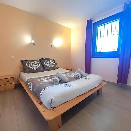 La Maison Des Coeurs * لوجْرا